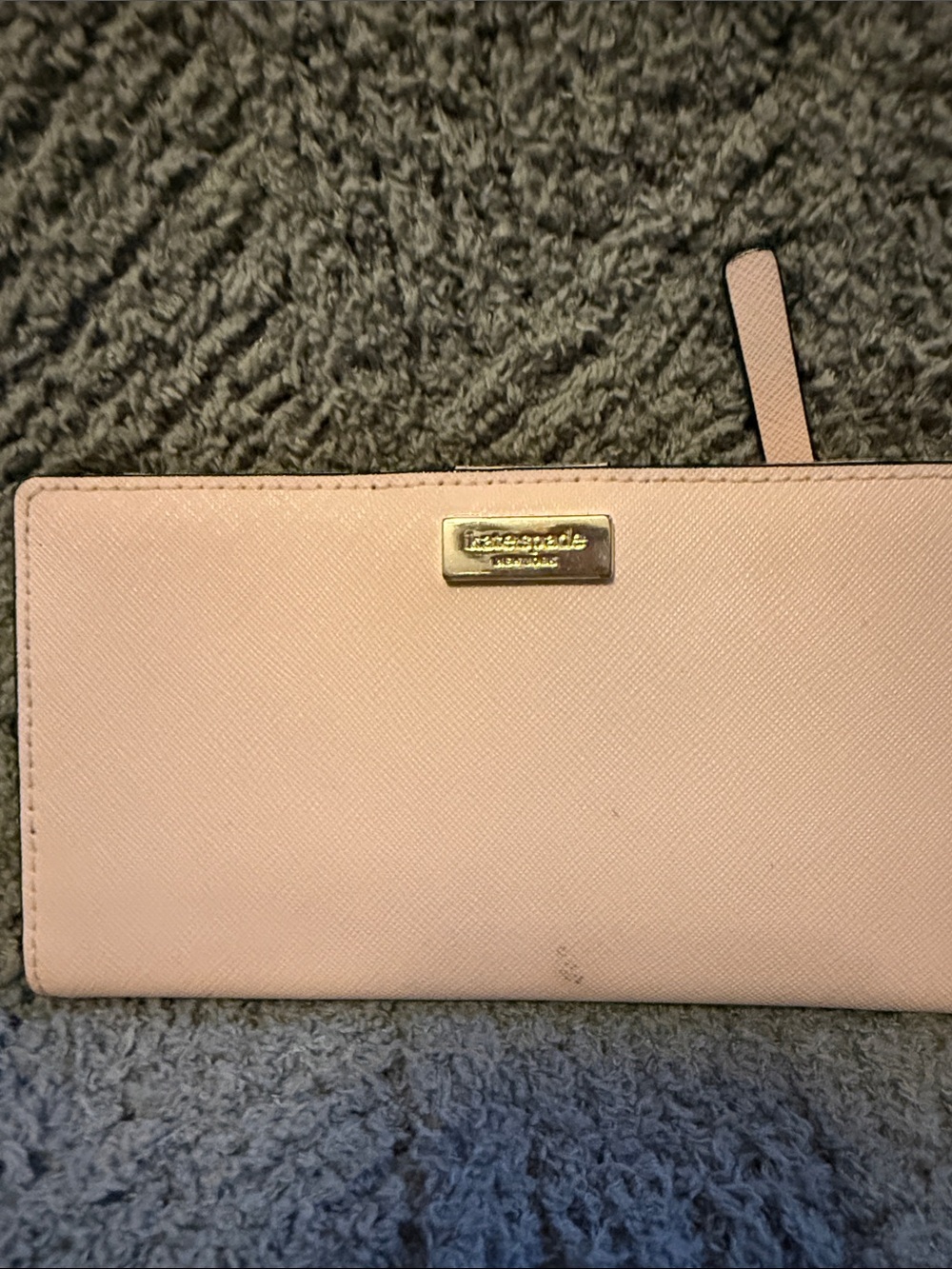 kate spade pale pink saffiano leather wristlet wallet with gold plaque
